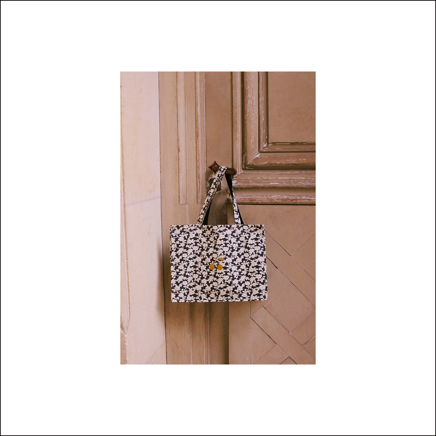 Sac cabas Emiko en tissu Liberty noir