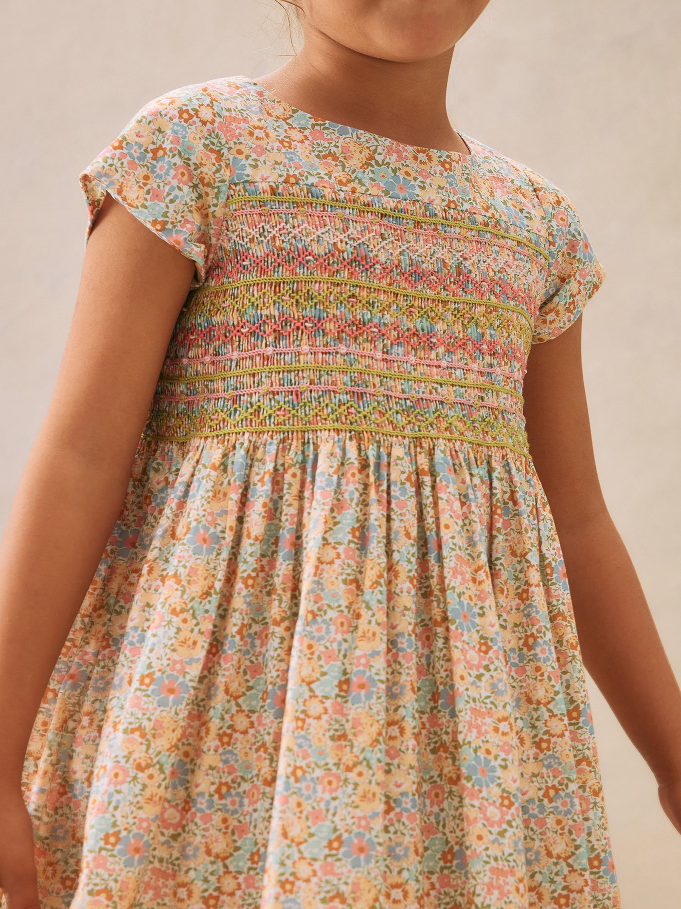 Robe Duchesse smockée en tissu Liberty multicolore
